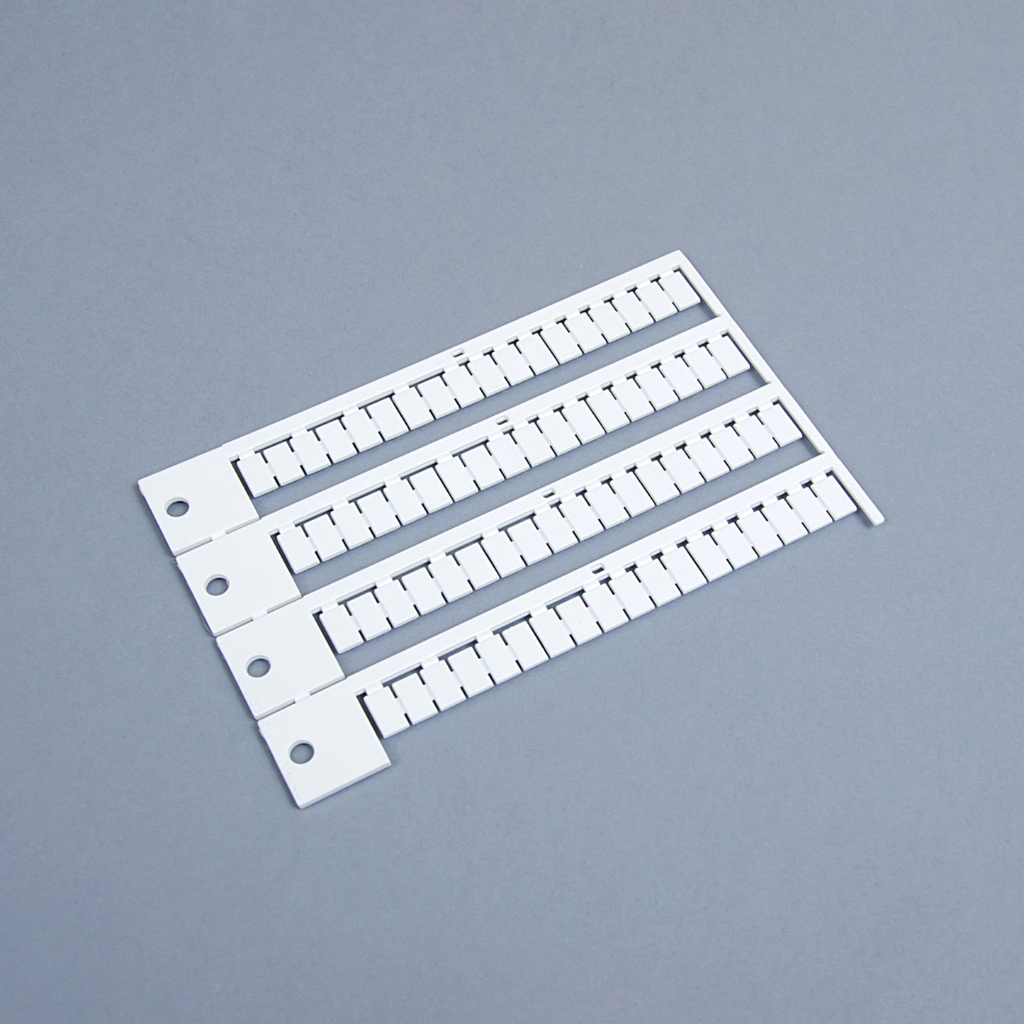 OD10-6P KOMBINĒTA PLUCKED LABELES PRINTLESS (2,5 mm? spaiļu blokiem)